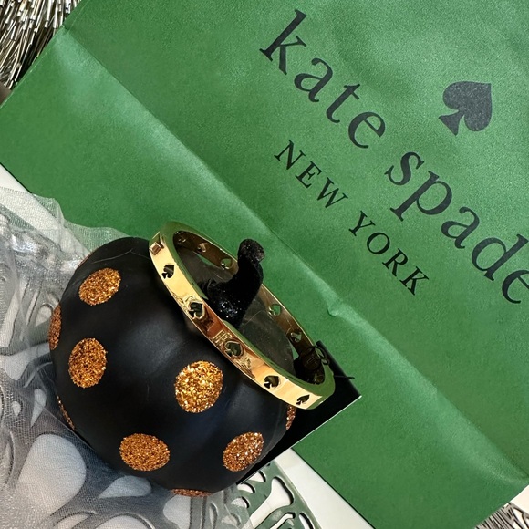 NWT Kate Spade Black and Gold Bangle bracelet - Picture 1 of 7